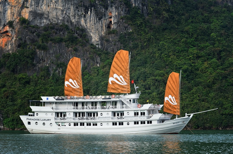 Paradise Luxury Cruise (1)