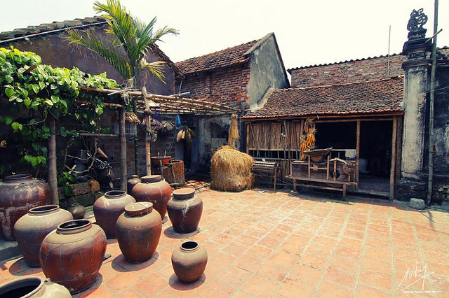 Duong-Lam-ancient-villages