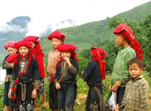 Red dao people1