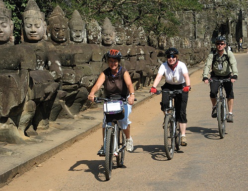 Cycling to Angkor Temples