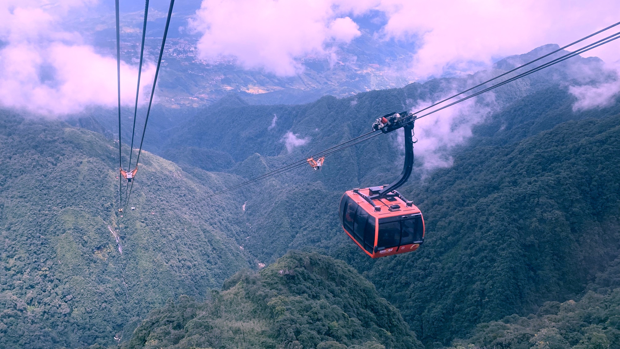 Trekking Muong Hoa Valley & Cable Car to Fansipan 2 days